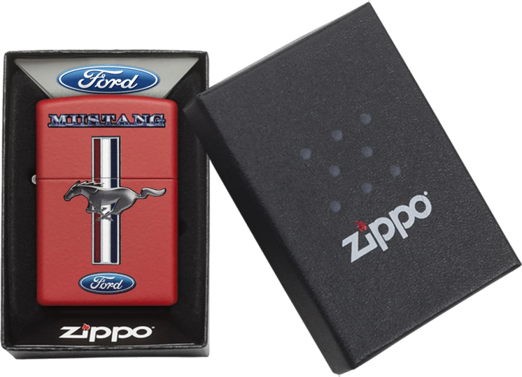 Zapalniczka Zippo Ford Mustang czerwona w pudełku.png